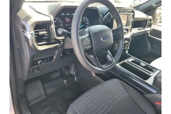 $37930 : Ford F-150 2023 4x4 XL 4dr S image 9