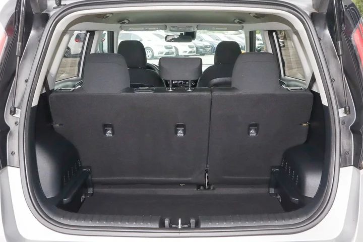 $17688 : 2023 Soul LX image 9