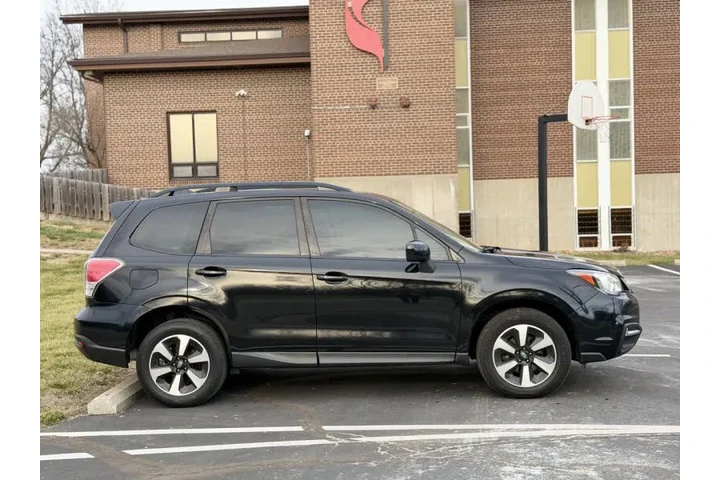 $9950 : 2018 Forester 2.5i Premium image 6