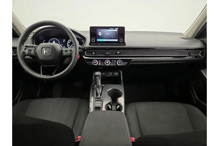 $22998 : Honda Civic 2024 LX 4dr Seda image 9