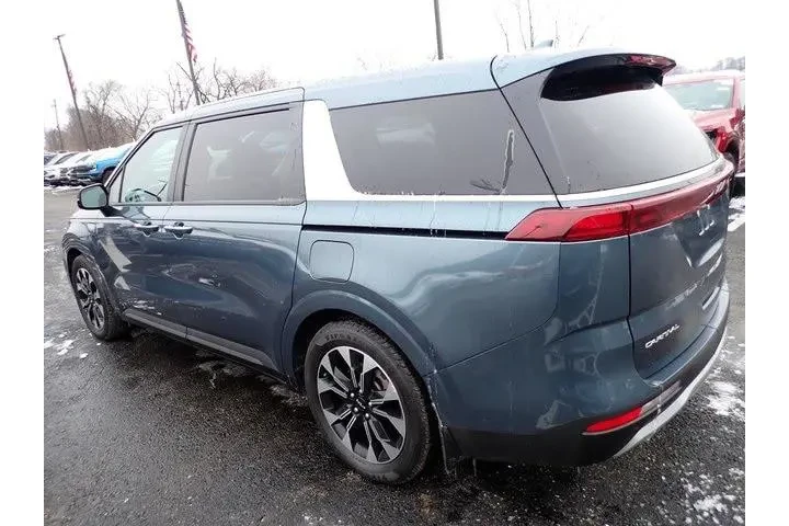 $30887 : Kia Carnival 2024 EX 4dr Min image 5