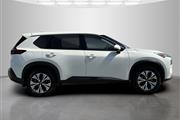 $23997 : Pre-Owned 2021 Rogue SV thumbnail