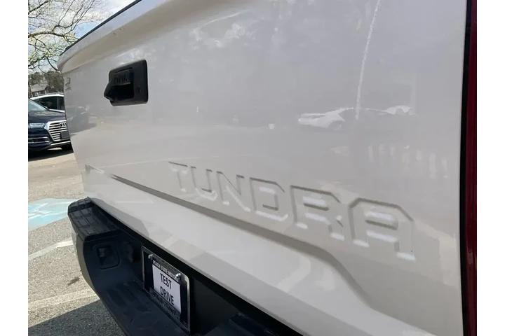 $18485 : Toyota Tundra 2015 4x2 Limit image 9