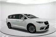 Pre-Owned 2022 Pacifica Hybri en Milwaukee