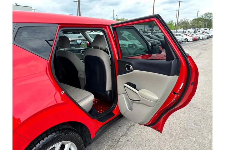 $14980 : 2020 Soul S IVT image 10