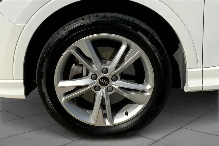 $20349 : Audi Q3 2022 AWD quattro S l image 9