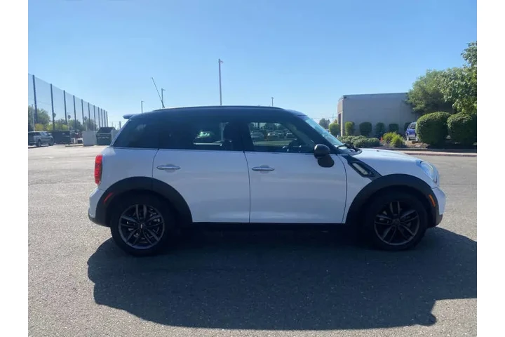 $9495 : 2011 MINI Cooper Countryman S image 9
