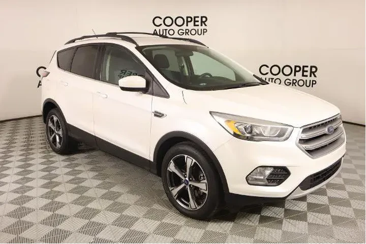 $10143 : Ford Escape 2017 SE 4dr SUV image 1