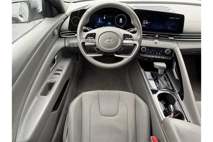 $17885 : Hyundai ELANTRA 2024 SEL 4dr image 5