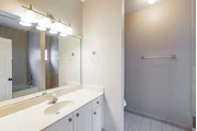 $1500 : Casa de 4 dormitorios y 2 baño thumbnail