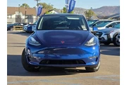 $32400 : Tesla Model Y 2023 AWD 4dr C thumbnail