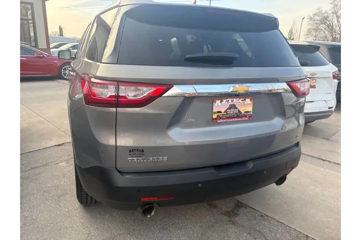 $14950 : 2018 Traverse LT Cloth image 6