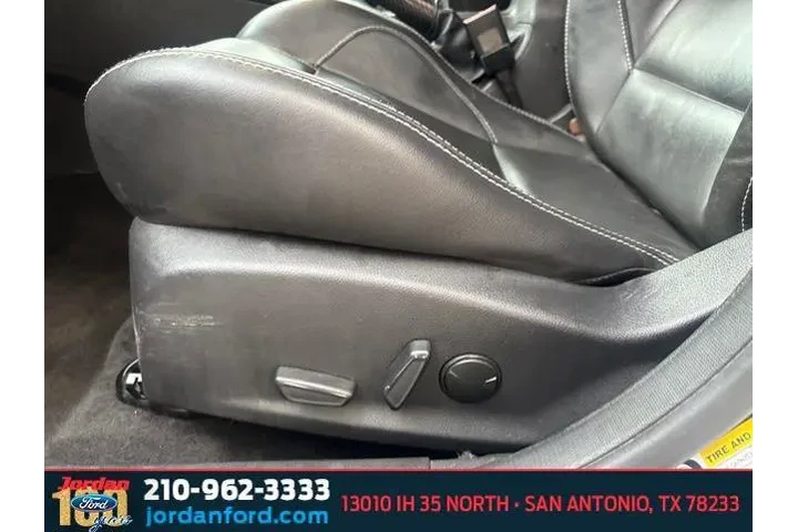 $13959 : Ford Focus 2017 ST 4dr Hatch image 10