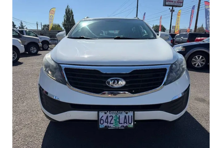 $7995 : 2011 Sportage LX image 4