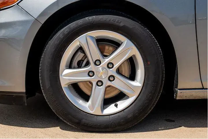 $17347 : Chevrolet Malibu 2023 LS Fle image 4