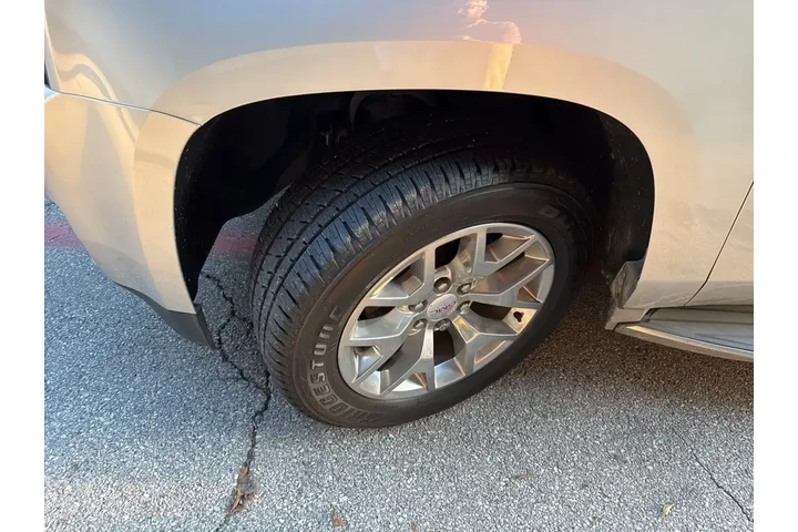 $18798 : GMC Yukon 2015 4x2 SLE 4dr S image 6