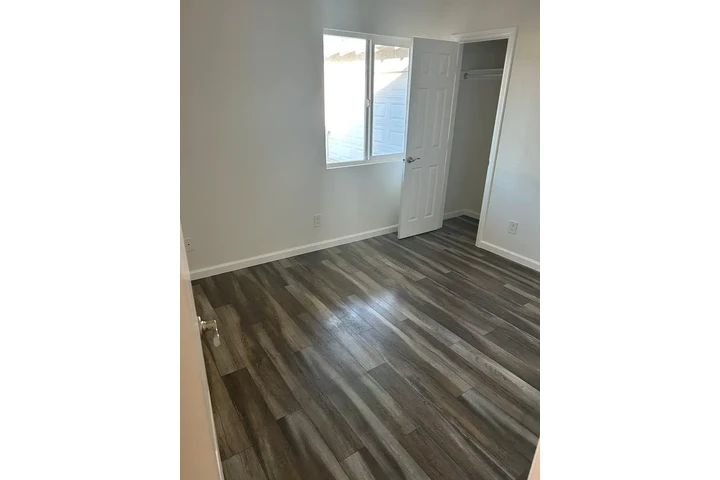 $1275 : Rancho Cucamonga Renta image 6