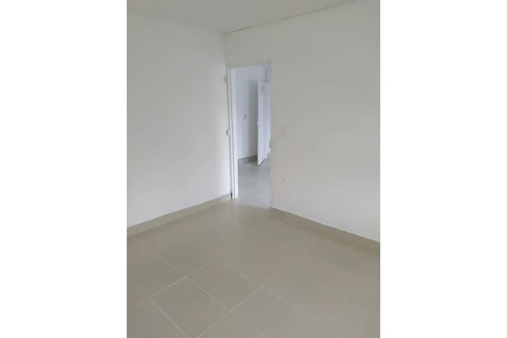 $140000000 : Casa en Venta en Bello-Antioqu image 2