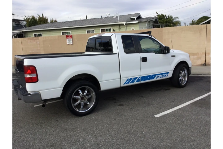 $4975 : Ford F-150-07+placas 2026+Smog image 9