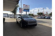 $11900 : 2017 Cherokee Latitude thumbnail