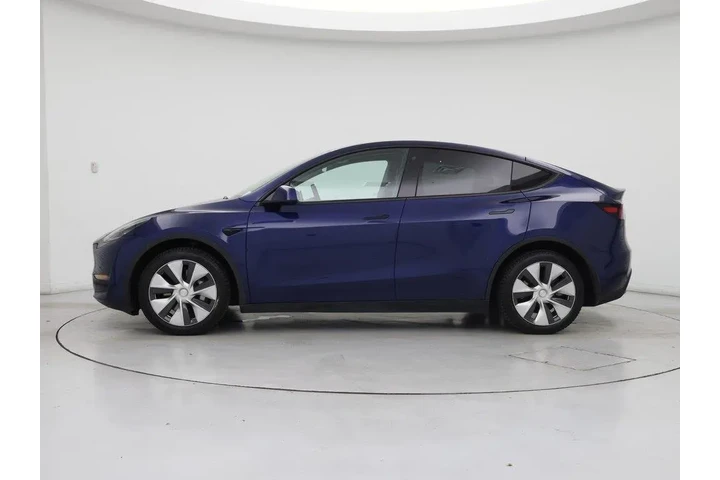 $27998 : Tesla Model Y 2022 AWD Long image 3