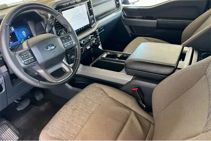 $39988 : Ford F-150 2024 4x4 XLT 4dr image 9