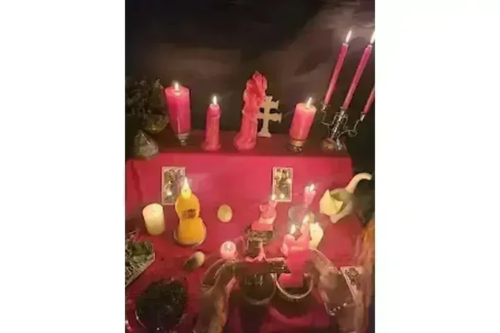 EL AMOR NO SE RUEGA SE DOMINA image 3