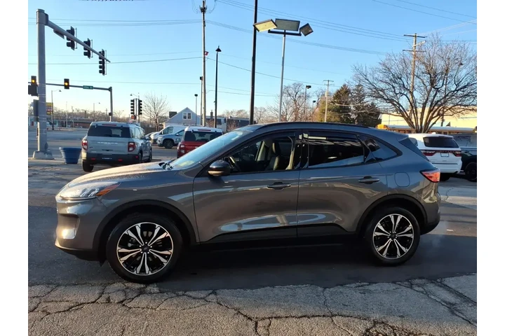 $26817 : Ford Escape 2022 AWD SEL 4dr image 4