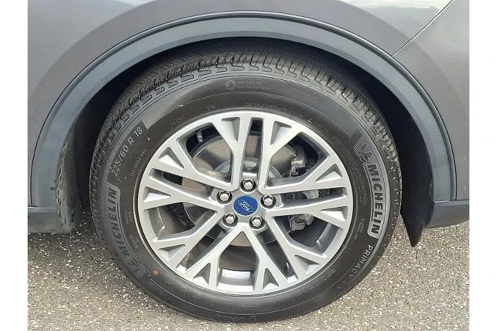 $20945 : Ford Escape 2022 SEL 4dr SUV image 8