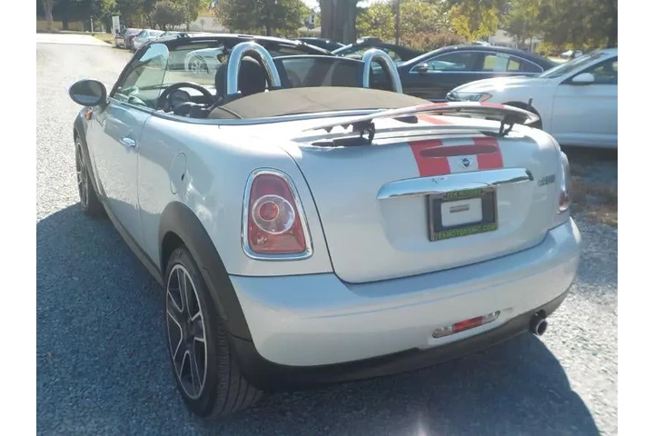 $11551 : 2015 Convertible Base Roadster image 3
