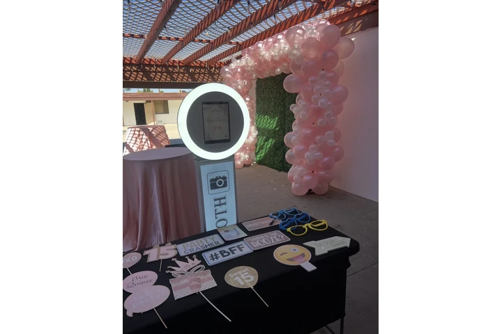 Asistente de cabina de fotos image 3