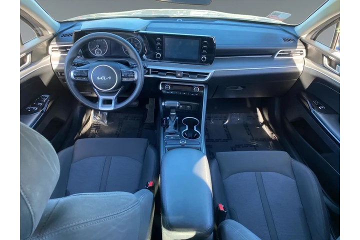 $28655 : Kia K5 2023 LXS 4dr Sedan image 10