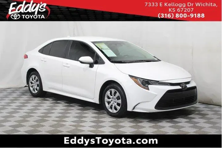 $21912 : Toyota Corolla 2024 LE 4dr S image 1