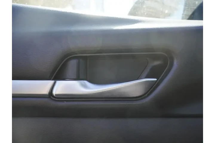 $15150 : Nissan Altima 2020 2.5 SL 4d image 8