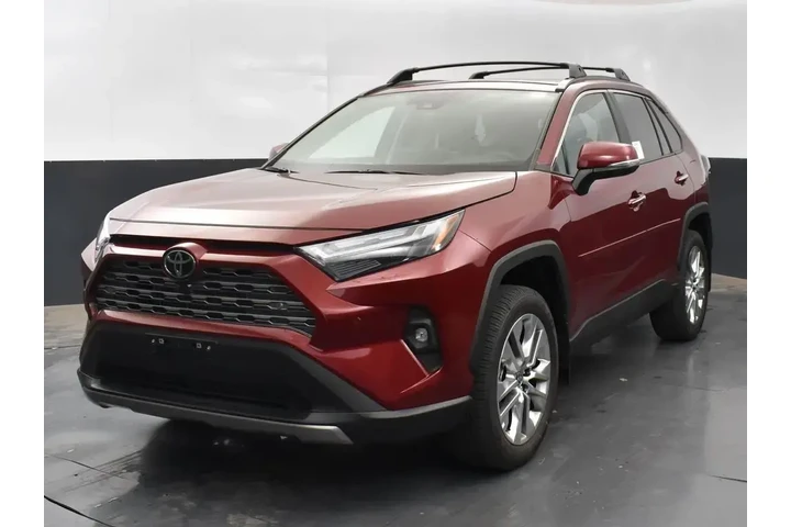 $39488 : Toyota RAV4 2024 AWD Limited image 3