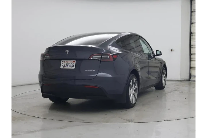 $34998 : Tesla Model Y 2023 AWD Long image 8