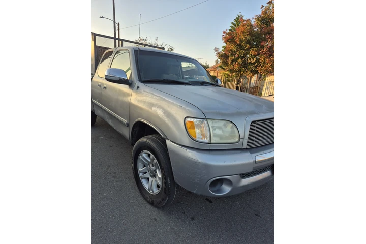 Toyota Tundra 2003 image 1