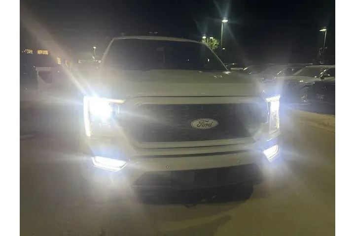 $34498 : Ford F-150 2021 4x4 XLT 4dr image 2