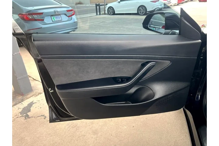 $24950 : 2020 Model 3 Standard Range P image 10