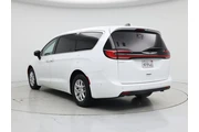 $27998 : Chrysler Pacifica 2023 Touri thumbnail