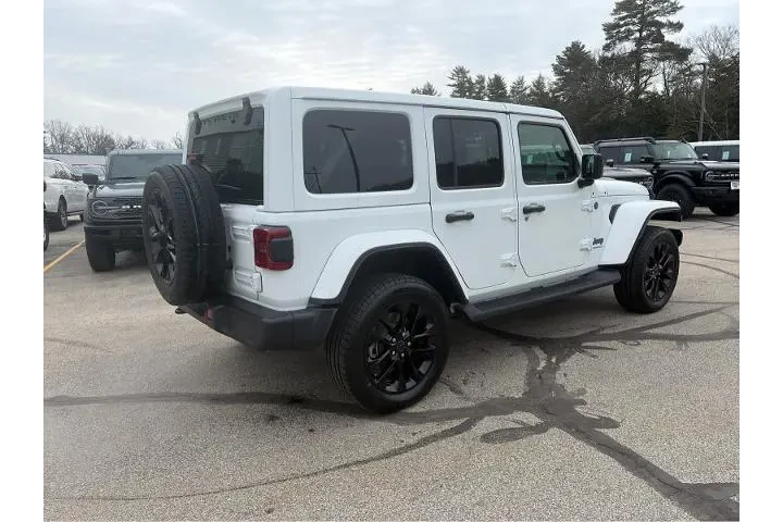 $33995 : Jeep Wrangler 2025 4x4 Sahar image 6