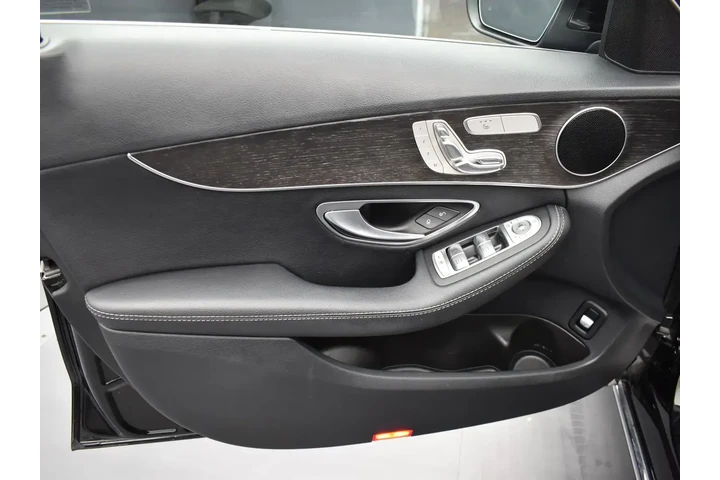 $15226 : Mercedes-Benz C-Class 2019 A image 9