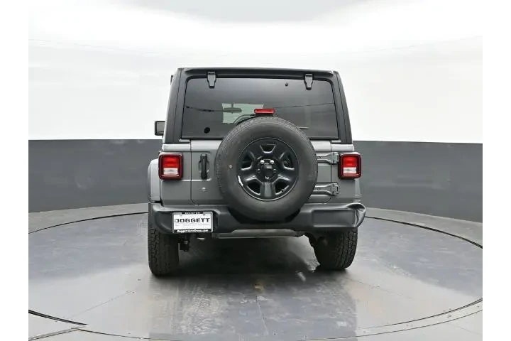 $26115 : Jeep Wrangler Unlimited 2022 image 8