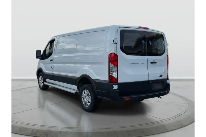 $26898 : Ford Transit 2023 250 3dr SW image 5