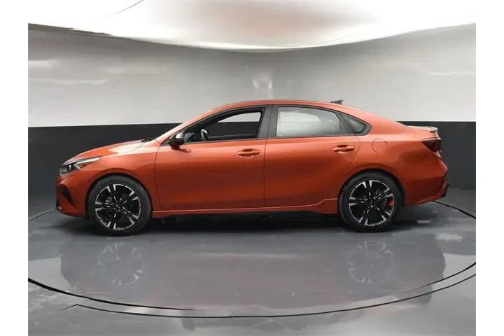 $16958 : Kia Forte 2024 GT-Line 4dr S image 5