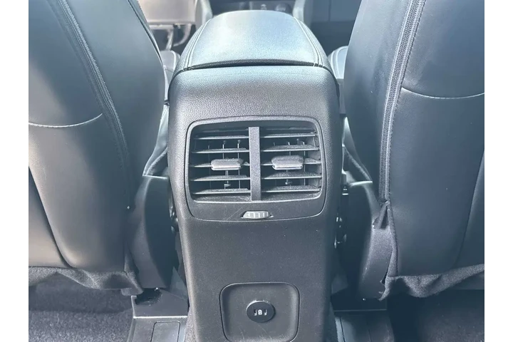 $24982 : Ford Escape 2024 AWD Platinu image 8