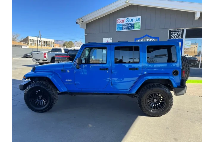 2011 Wrangler Unlimited Sahar image 8