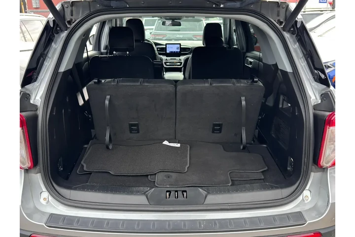 $26477 : Ford Explorer 2022 AWD XLT 4 image 8