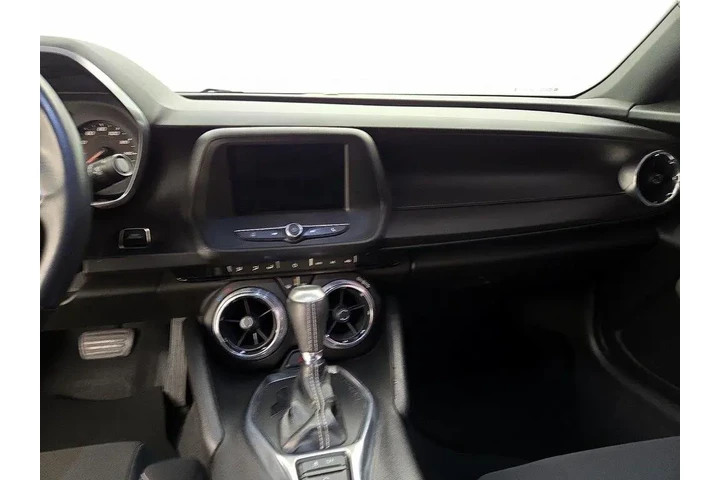 $22998 : Chevrolet Camaro 2019 LT 2dr image 9