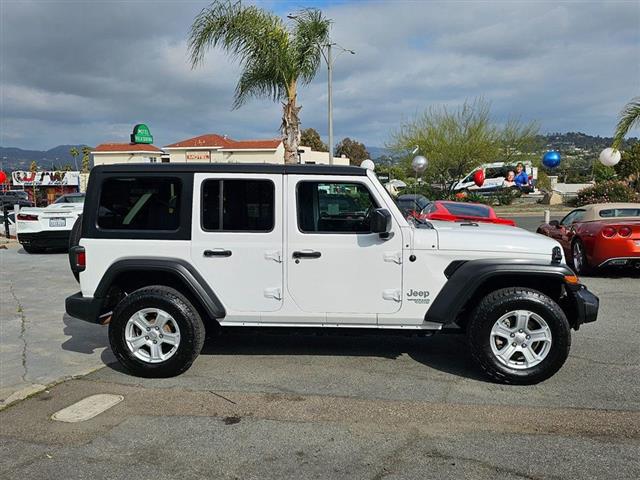 $27995 : 2020 Wrangler Unlimited image 9